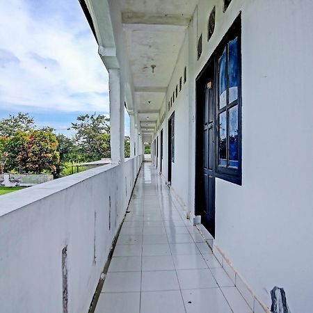 Oyo Life 91127 Wisma Sukajadi Syariah Perabumulih Eksteriør billede